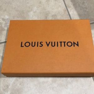 Louis Vuitton box